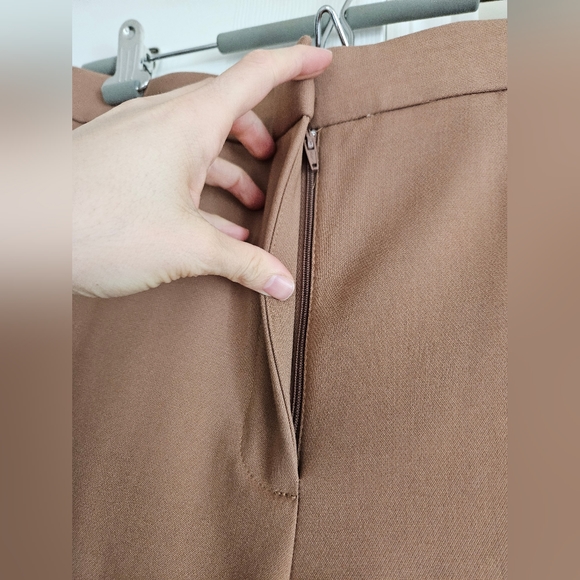 Ann Taylor Dress Pants - Picture 4 of 8